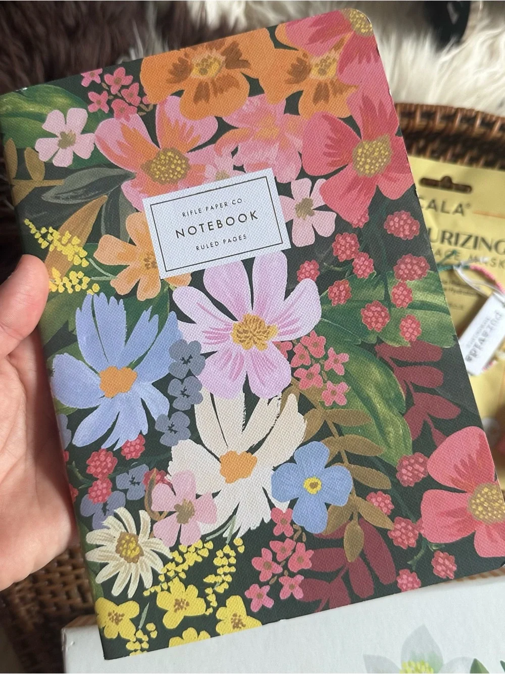Summer Vacation 5 Piece Bundle-Gucci, Puravida, Rifle Paper Company - Picture 7 of 12